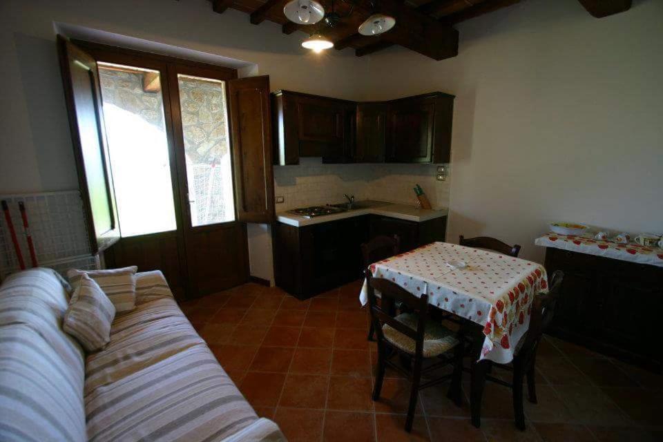 La Frontiera Villa San Feliciano Bagian luar foto